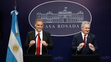 Adorni defendió el acuerdo comercial con Estados Unidos y aseguró que beneficiará a todo el país