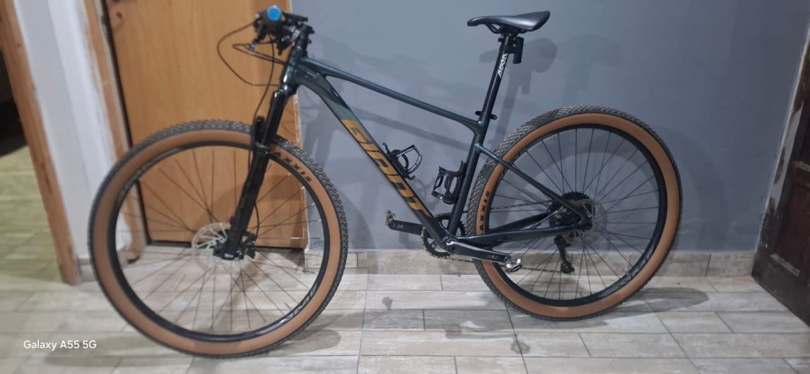 Denuncian el robo de una bicicleta de alto valor en el barrio Mariano Moreno