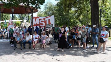 Marcha en Santiago del Estero contra la reforma laboral: fuerte convocatoria en la Plaza Libertad