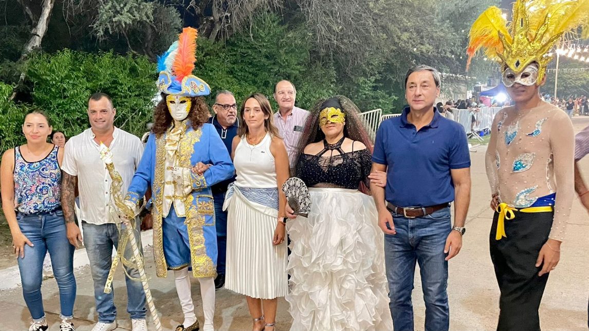 El Vicegobernador Silva Neder acompañó los Corsos de Carnaval en Forres