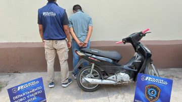 Detienen a un hombre que asaltó a una comerciante y le robó una mochia con bienes de valor