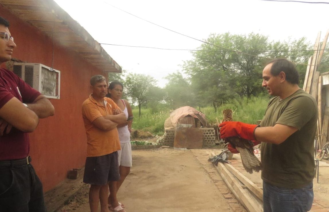 La Banda: rescataron un carancho herido y una boa arcoíris en el barrio La Fraternidad