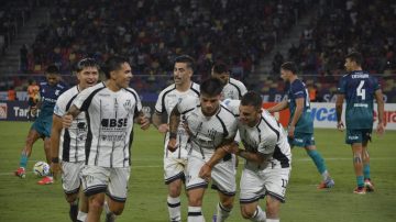 Central Córdoba volvió a sonreír con un claro triunfo ante Talleres