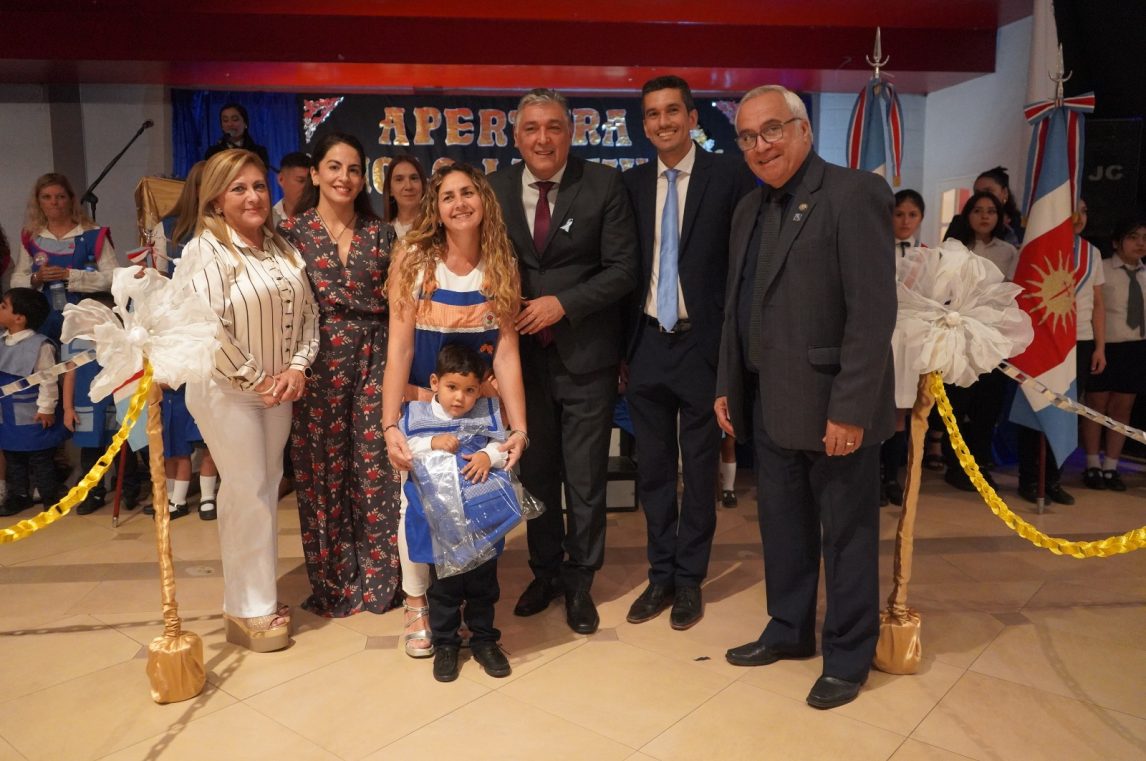 Nediani acompañó el regreso a clases y renovó su compromiso con la educación