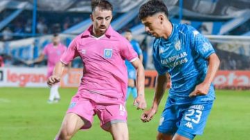 Rafagazo de Atlético Tucumán que se impuso por 4 a 0 a Estudiantes de Río Cuarto