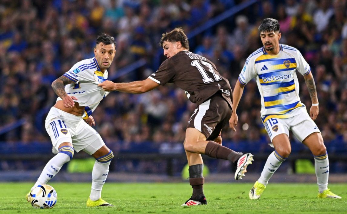 Boca empató sin goles ante Platense y se fue silbado por sus hinchas en la Bombonera