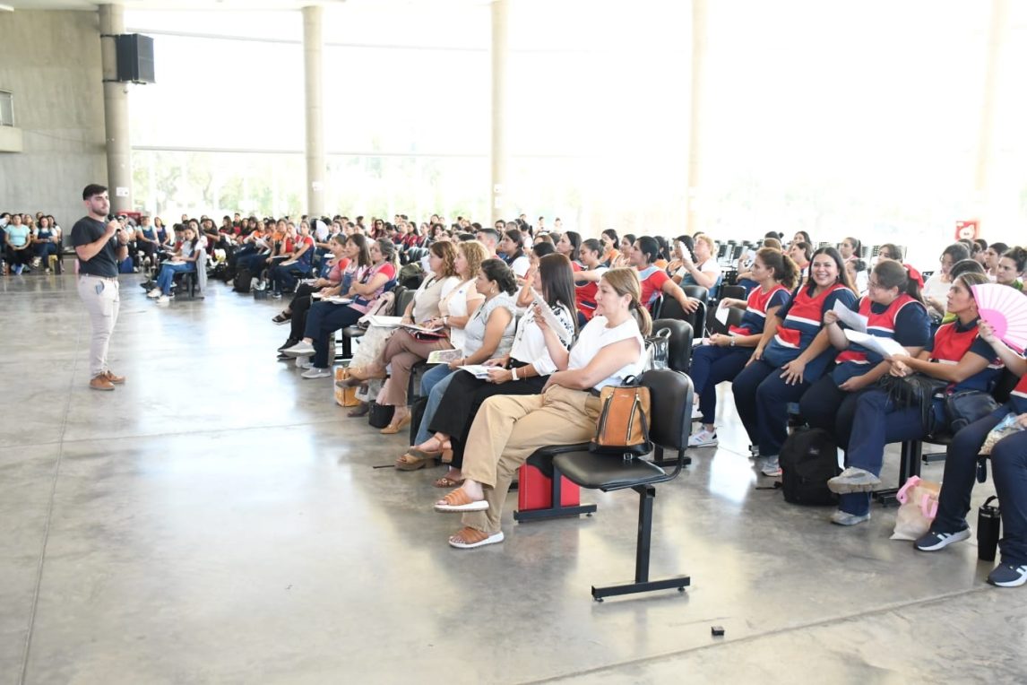 Docentes y directivos de los jardines de infantes de la Municipalidad de Capital participaron de una jornada de capacitación pedagógica