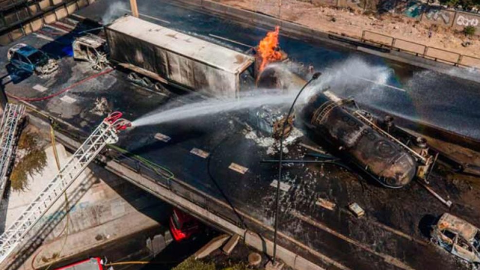 Cuatro muertos y al menos 20 heridos tras la explosión de un camión con gas en Chile