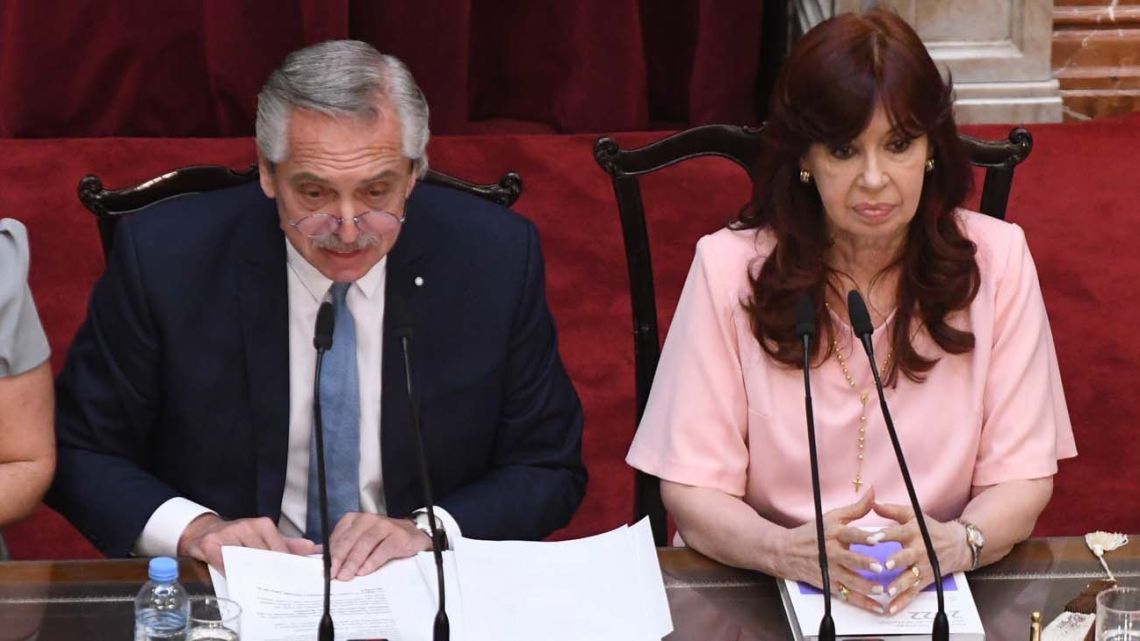 “Elige mal; unos le pegan y otros no la obedecen”: polémica frase de Ruckauf sobre Cristina Kirchner