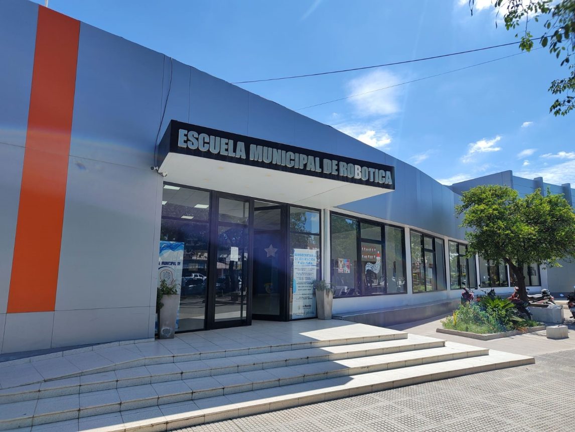 La Escuela Municipal de Robótica convoca a los tutores de los alumnos preinscriptos