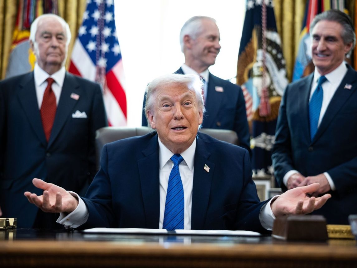 E.UU. e Irán retoman el diálogo nuclear bajo la sombra de una guerra regional