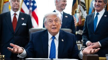 E.UU. e Irán retoman el diálogo nuclear bajo la sombra de una guerra regional