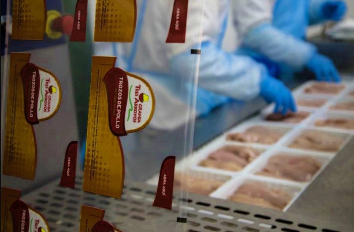 La avícola Tres Arroyos está al borde de la quiebra: la empresa adeuda pagos salariales a su plantel de 700 trabajadores