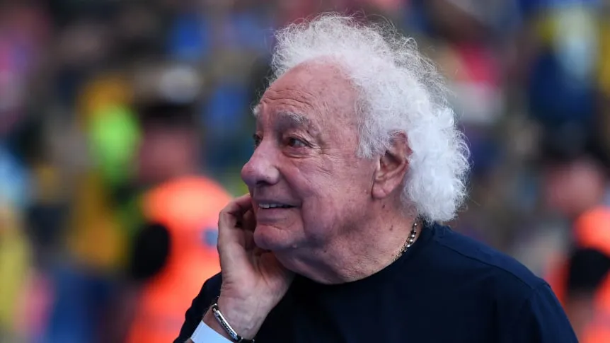 Guillermo Coppola a Riquelme: “Boca es muy grande, rodeate de gente preparada”