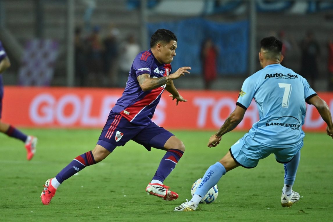 River necesitó de un penal para vencer de manera agónica a Ciudad Bolívar por Copa Argentina