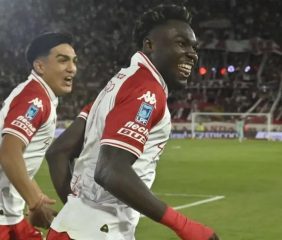 Huracán se quedó con el clásico ante San Lorenzo por un gol de Caicedo
