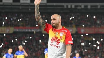 El emotivo reencuentro de Omar Sebastián Pérez con sus hijos tras recuperarse de un infarto