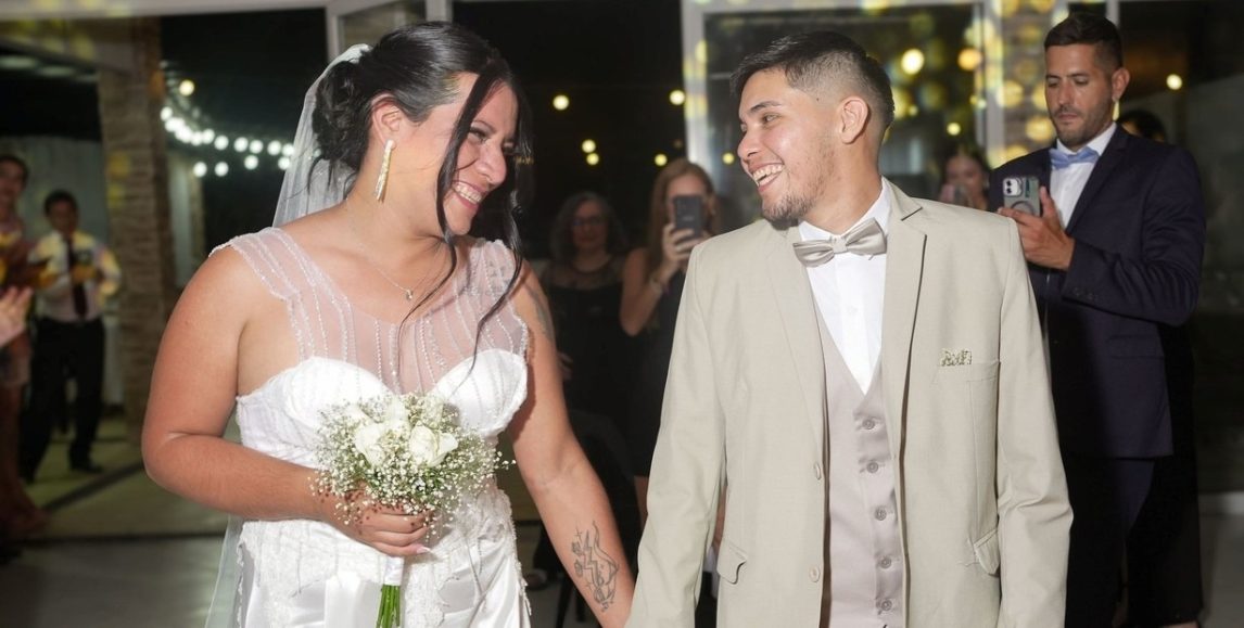 Una pareja trans se casó por iglesia y el Arzobispado lo anuló