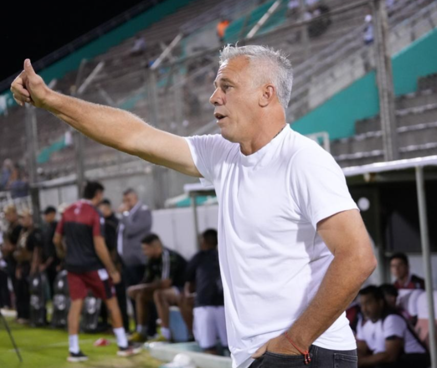 Pusineri tras la derrota frente a Instituto: “No estamos compitiendo bien como queremos”