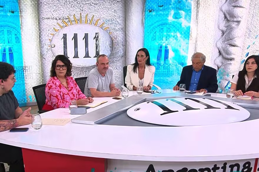 ¿Vuelve 678? debutó el nuevo programa de análisis político “1111”