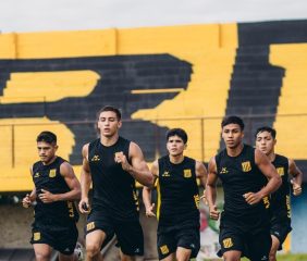 El plantel intensifica su preparación de cara al inicio del torneo
