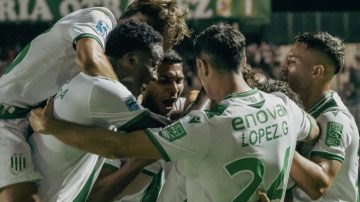 Banfield fue contundente y goleó a Newell’s en el Florencio Sola