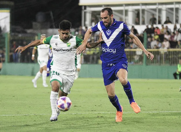 Defensa y Justicia recibe a Vélez en Varela por el Torneo Apertura