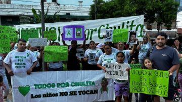 Familiares, vecinos y el grupo Coyuyas se movilizaron en un pedido de justicia por “Chulita”