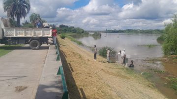 Realizan relevamiento por la crecida del río Dulce en Las Termas de Río Hondo