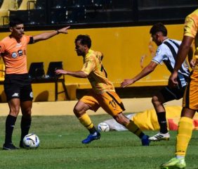 Mitre afronta una dura visita frente a Defensores de Belgrano