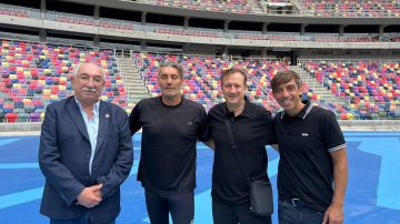Visita de lujo en Santiago: Goycochea recorrió el Estadio Único Madre de Ciudades
