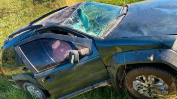 Milagro en la Ruta 92: volcó con su auto cerca de Añatuya y resultó ileso