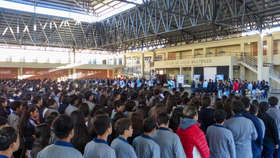 Presentaron del programa “Jóvenes y Democracia” en la Escuela Normal