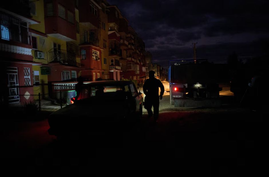 Cuba a oscuras: un nuevo apagón total paraliza la isla y profundiza la crisis energética