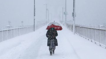 Tormenta histórica en Estados Unidos: el noreste enfrenta su mayor nevada en una década