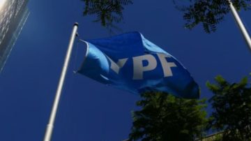 Juicio por YPF: Argentina presentó una moción de emergencia para frenar el acceso a los teléfonos de funcionarios