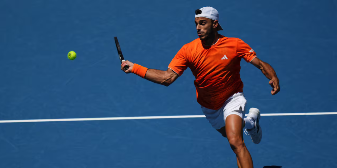 Cerúndolo eliminó a Medvedev y se metió en octavos