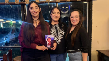 “Benditos mis 30”, programa de streaming de Info del Estero, fue reconocido con el premio Madre Teresa