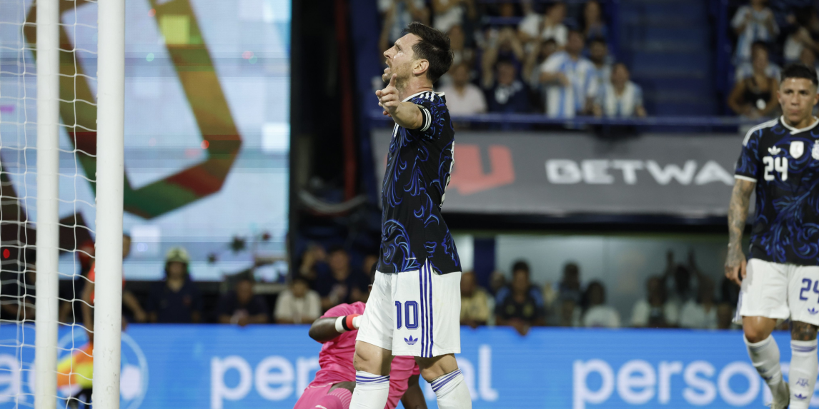 Argentina goleó a Zambia y se despidió del país antes del Mundial