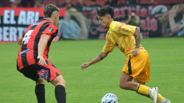 En un flojo partido, Mitre igualó ante Defensores de Belgrano