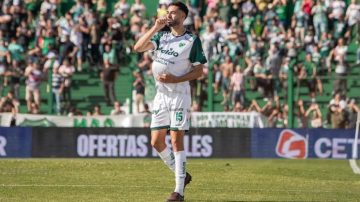 Con uno menos, Sarmiento fue más y derrotó a Aldosivi en Junín