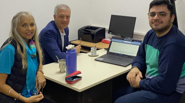 Estudiante de la UNSE trabaja en un proyecto para mejorar las plataformas de aprendizaje online