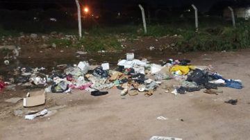 Vecinos denuncian la formación de un basural en la escuelita de fútbol del barrio Ejército Argentino Ampliación