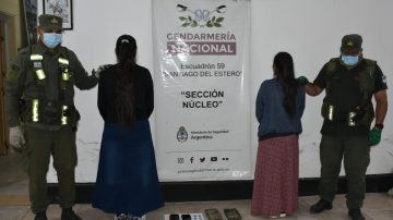 Detuvieron a dos pasajeras de un ómnibus que ocultaban dos kilos de cocaína debajo de sus asientos