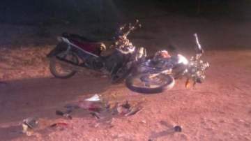 Terrible choque de motos en Las Termas dejó a un joven en grave estado y a otras dos personas internadas