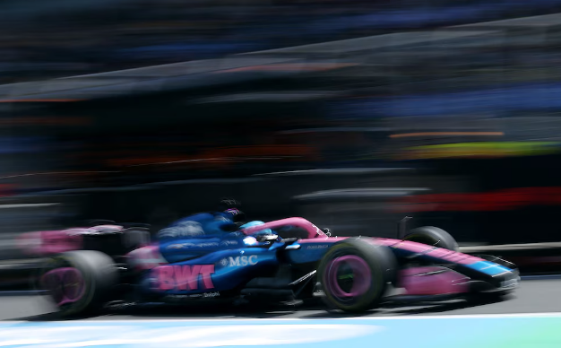 Franco Colapinto tuvo un discreto nivel y se clasificó 16° para la Sprint del GP de China de Fórmula 1