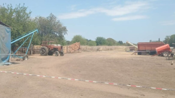 Tragedia en Fernández: una niña de tres años murió aplastada por las ruedas de un tractor que conducía su mamá