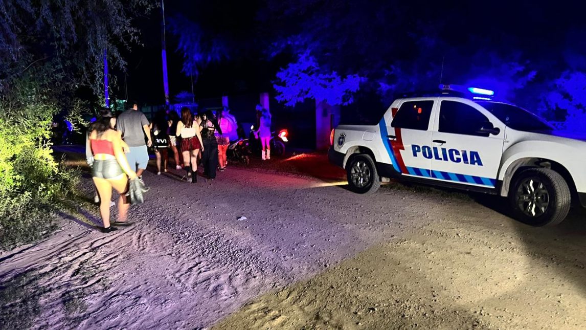 Fiesta clandestina en Frías: aprehendieron a un enfermero y empleado público por resistirse a la autoridad