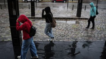 Siguen las tormentas en Santiago del Estero: se pronostica un viernes ventoso y “pasado por agua”