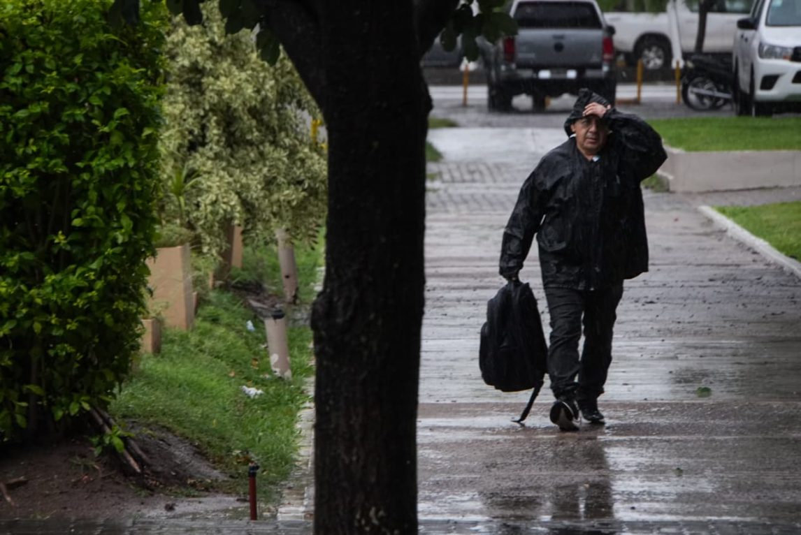 FOTOS. Lluvia en Santiago del Estero: cómo seguirá el tiempo en las próximas horas de este martes